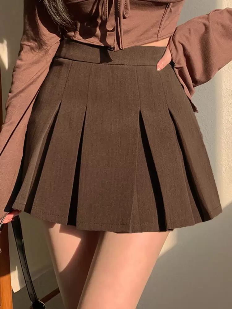 Women's Casual Versatile Solid Color Pleated Mini Skirt
