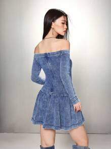 SHEIN EZwear Vestido azul ajustado de denim con hombros descubiertos y manga larga para mujer - Azul lavado medio - Ver 2