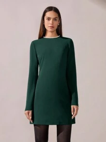 BizChic 2025 Summer New Arrival Emerald Green Round Neck Pearl Decor Long Sleeve Ladies Dress, Elegant Business Casual Everyday Wear, Suitable For Wedding Guest, Beach Vacation, 90s Retro Stockholm Style, 4th Of July