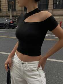 DAZY Women's Round Neck Off Shoulder Short Sleeve Bodycon Cropped T-Shirt