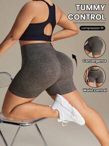 Easithlete Plus Size Seamless Brown Floral Pattern Shorts