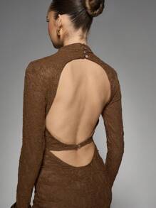 MISSGUIDED Luxury Long Sleeve Bodycon Maxi Dress With High Neck Textured Lace Design Form-Fitting Elegant Evening Gown Perfect For Wedding Guest Prom Red Carpet Events