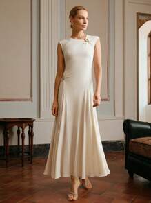 Anewsta Elaire 女士圆领无袖金属纽扣高弹力针织长裙老款 - 杏色 - 查看 6