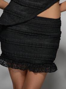 MISSGUIDED Bộ váy hai mảnh lệch vai thanh lịch với bèo nhún và đường cắt bất đối xứng, thích hợp cho tiệc tối, đám cưới, các dịp trang trọng. - màu đen - Xem 6