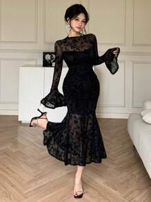 DAZY Vestido elegante de manga campana con estampado floral de longitud media para mujer, elegante, con volantes, vestido de manga larga para otoño - Negro - Ver 8