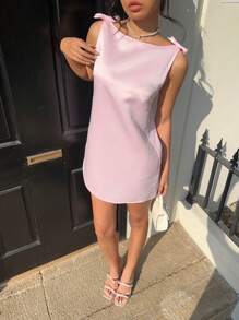 Aloruh 女士秋冬新款浪漫复古派对纯色缎面 V 领露背蝴蝶结装饰 A 字迷你连衣裙，女式连衣裙，情人节，女士连衣裙，鸡尾酒情人节，女士生日连衣裙，粉色连衣裙，情人节，女士生日返校节服装 - 粉色 - 查看 2