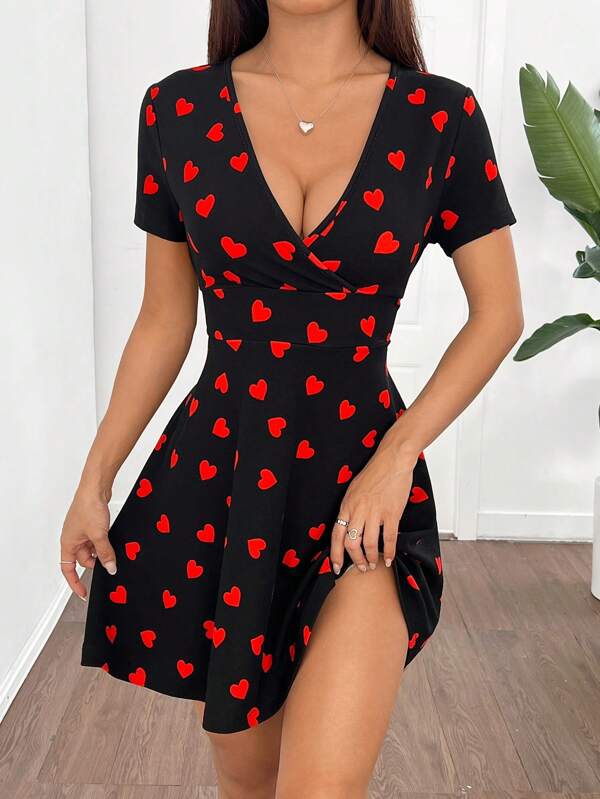 SHEIN X Garcia Sisters SHEIN EZwear Summer Valentine's Day Casual Heart All-Over Print Deep V-Neck Dress
