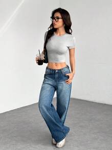 SHEIN PETITE Conjunto de 4 camisetas de mujer de manga corta, de cuello redondo, ajustadas, adecuadas para el verano, en color negro, blanco y gris con estampado floral