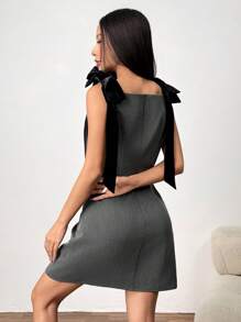 SHEIN EZwear Váy mini không tay màu trơn đơn giản cho nữ, đơn giản & thời trang cho cuộc sống hàng ngày - Màu xám đen - Xem 2