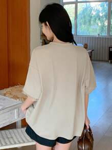 DAZY 女士蕾丝拼布蝴蝶结装饰字母宽松短袖 T 恤超大 T 恤、图案 T 恤 - 杏色 - 查看 5