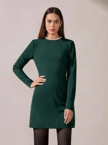 BizChic 2025 Summer New Arrival Emerald Green Round Neck Pearl Decor Long Sleeve Ladies Dress, Elegant Business Casual Everyday Wear, Suitable For Wedding Guest, Beach Vacation, 90s Retro Stockholm Style, 4th Of July