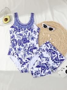 SHEIN 2pcs/Set Teen Girls One-Piece Random Floral Printed Swimsuit - Blue and White - View 1