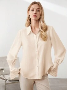 BizChic Top con mangas largas y abullonadas, cuello beige y abertura frontal, nuevo para verano 2025. Elegante camisa con detalles fruncidos apta para uso en el trabajo, casual, diario, playa, boda, concierto de verano, brunch y aeropuerto