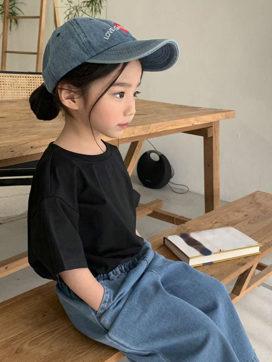 Dazy Kids Young Girl Round Neck Short Sleeve Knitted Tee With Star Pattern, Summer - Black - View 1