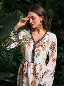 Al Najma 女士花卉印花喇叭袖阿拉伯连衣裙 - 彩色 - 查看 1