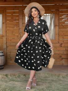 SHEIN LUNE Plus Size Women Floral Print Wrap V Neck Short Sleeve Dress - Black - View 6