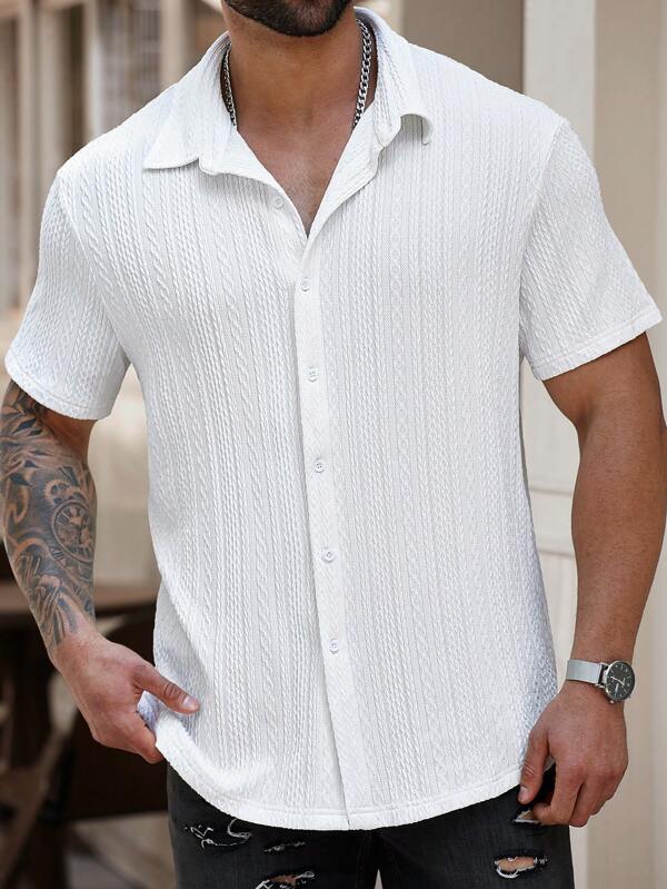 Manfinity Homme Camisa casual de manga corta y de un solo pecho llana para hombre de talla grande