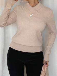 Chiquease 女士纯色长袖V领不对称菱形纽扣装饰套头针织毛衣，春秋冬款 - 杏色 - 查看 6