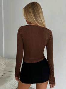 Aloruh Casual Solid Color Bowknot Decor Hollow-Out Crop Top - Brown - View 2