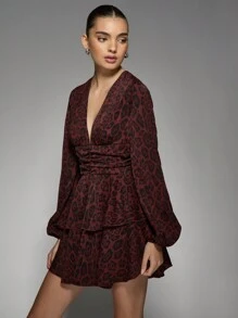 MISSGUIDED 豹纹褶皱迷你连衣裙，长袖深V领，派对晚宴层叠裙摆，适合特殊场合，2024秋冬款 - 彩色 - 查看 5