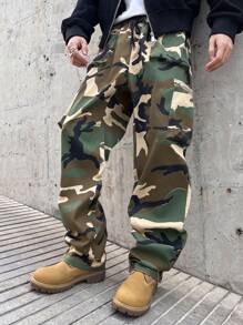 Manfinity EMRG Men's Camouflage Cargo Pants, Casual & Fashionable Daily Wear