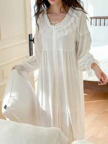 DAZY Solid Color Lace Patchwork Long Sleeve Loose Women's Nightgown Pajama - Beige - View 1