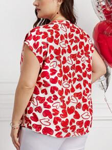 SHEIN Clasi Valentine's Day Plus Size V-Neck Short Sleeve Allover Heart Print Casual Blouse, Everyday Wear,Spring/Summer Outfits For Women - Multicolor - View 3