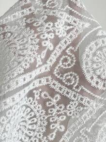 Chiquease 夏季无袖刺绣连帽衫