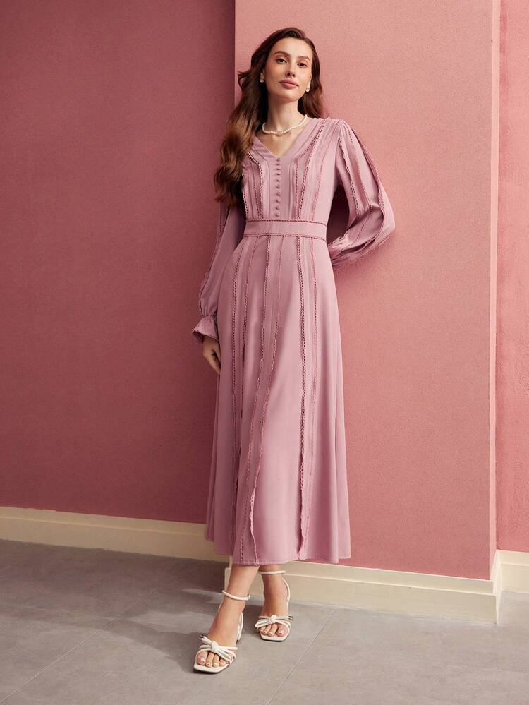CONTRAST LACE FITTED WAIST DRESS,VALENTINE'S DAY OUTFIT,SPRING/SUMMER