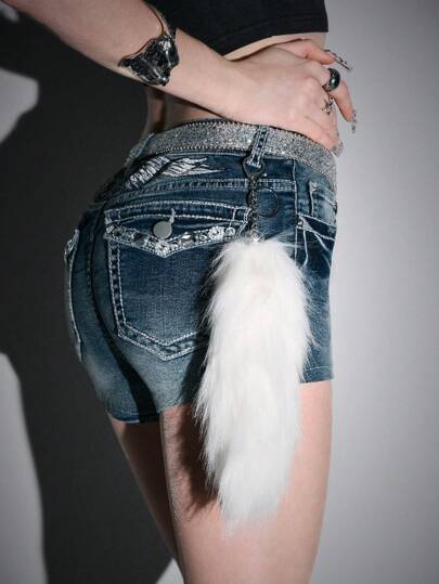 Kawaii 1 pièce Porte-clés et anneau porte-clés minimaliste, délicat et élégant en queue de fourrure blanche de haute qualité. Accessoire polyvalent convenant aux femmes, excellent cadeau