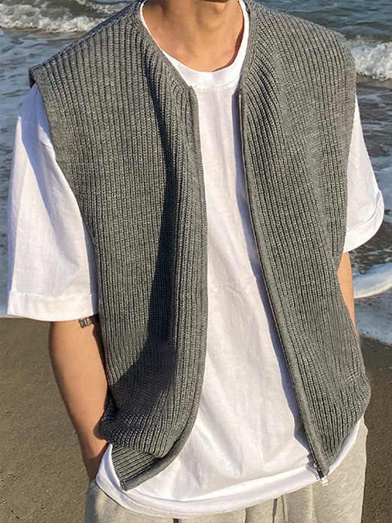 Manfinity Dauomo Men's Casual Solid Color Sleeveless Cardigan With Pockets, Suitable For Autumn