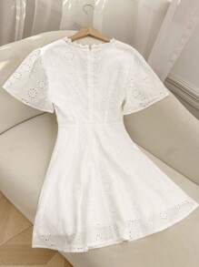 SHEIN VCAY 女士纯色前系带短袖休闲简约迷你连衣裙 - 白色 - 查看 2