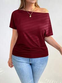 SHEIN Essnce Plus Size Women's Spring And Summer Casual Loose Off Shoulder Red Comfortable Tops T-Shirts, Summer Women's Clothes, Cute Summer Tops,Going Out Tops,Teacher Clothes,Curve Tops