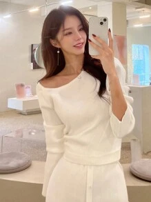 DAZY Blusa casual de manga larga con hombros oblicuos de unicolor, estilo minimalista para uso diario en otoño - Blanco - Ver 5