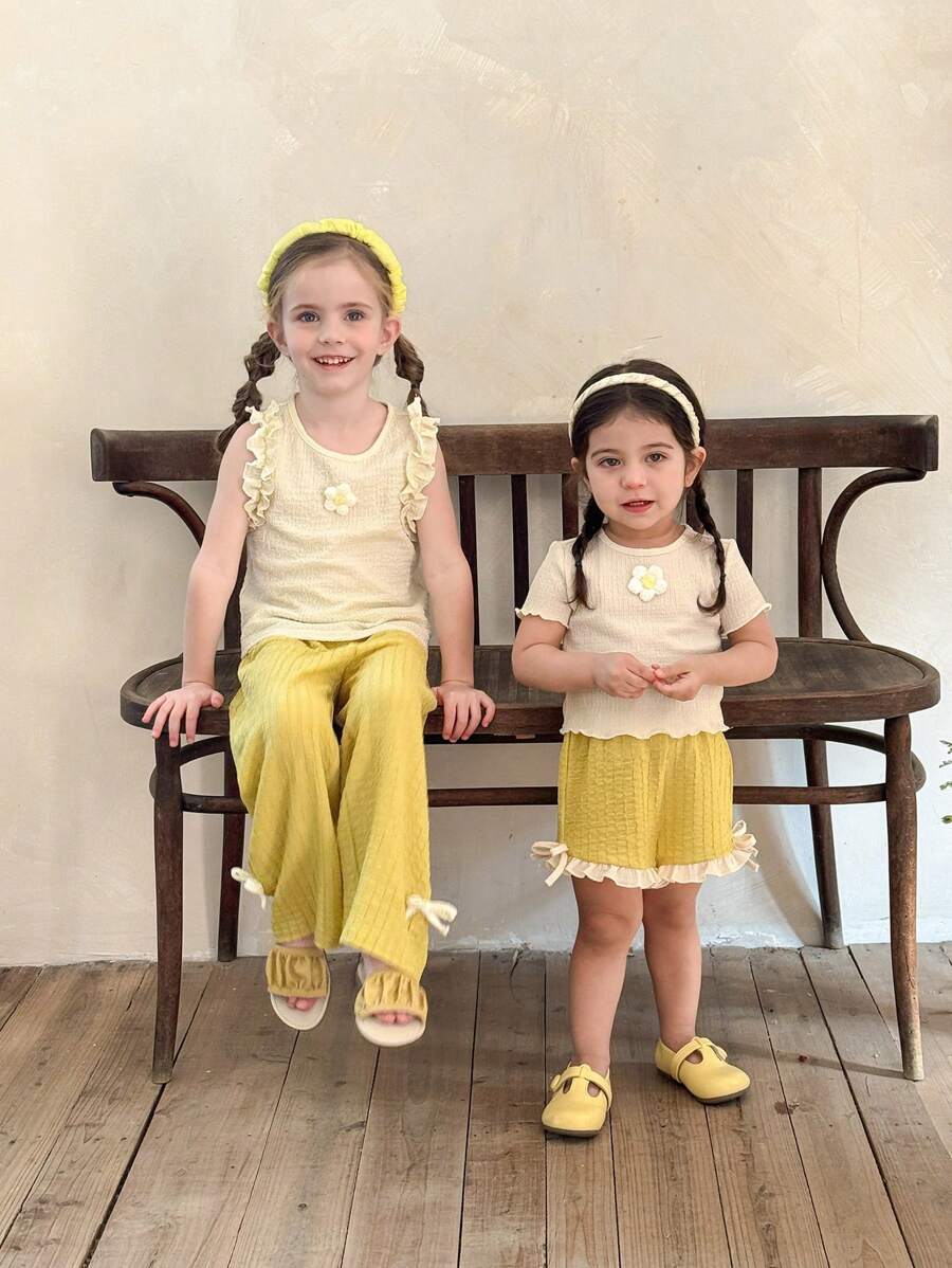 LMoss Kids LMoss   2pcs Baby Girl Solid Color Knitted Round Neck T-Shirt And Knitted Form-Fitting Shorts Set,Sisters Outfit,Suitable For Spring And Summer - Multicolor - View 1