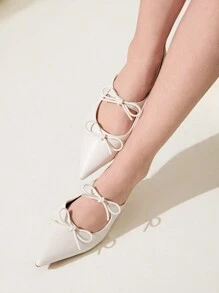 CUCCOO CHICEST 奶油色/象牙色 PU 皮革尖头平底一脚蹬休闲百搭乐福鞋，适合女士情人节 - 糯米白色 - 查看 6