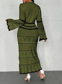 Flirla 大码女式条纹喇叭袖修身针织毛衣裙，秋冬款