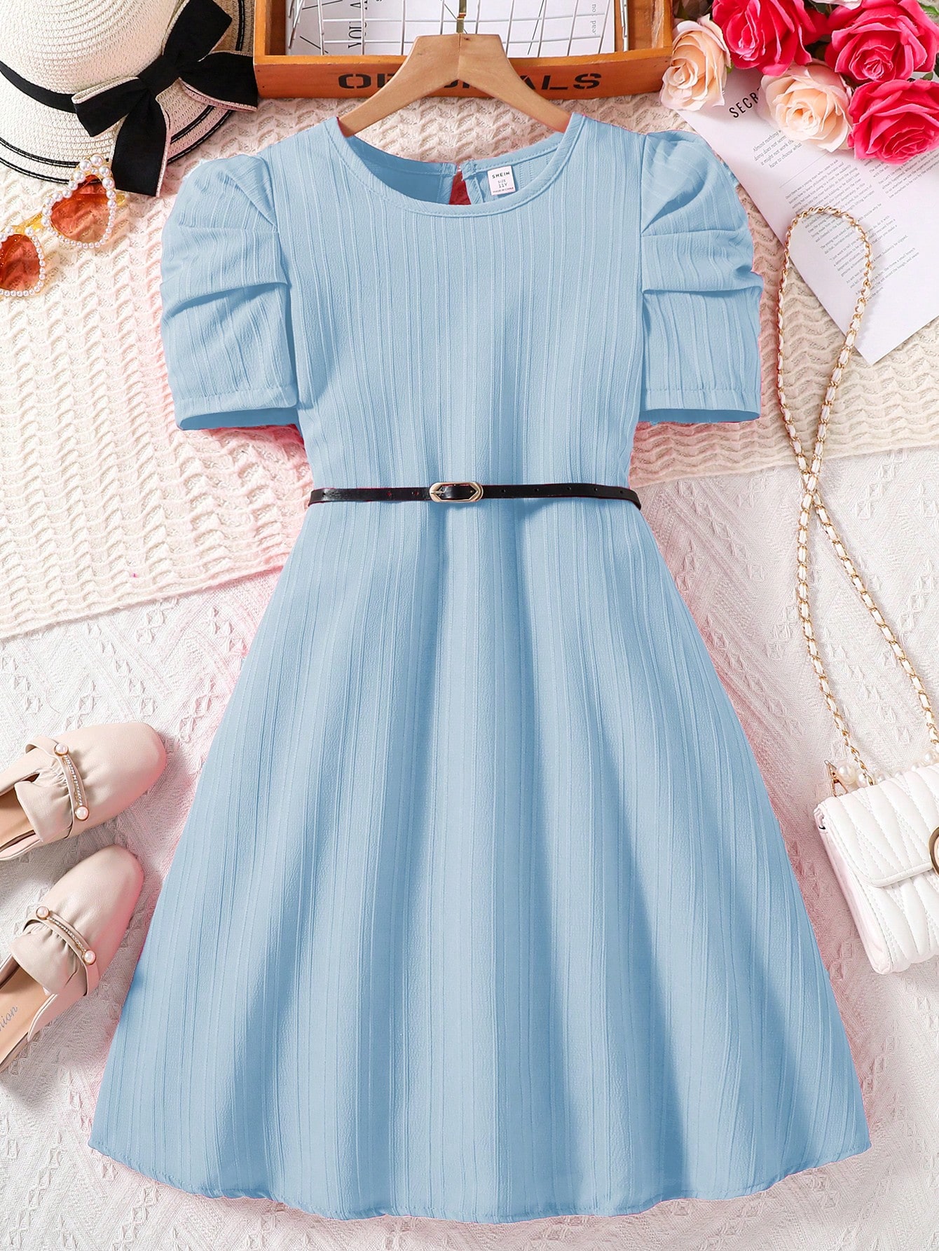 SHEIN فستان كاجوال قصير الأكمام بياقة مستديرة أنيق...