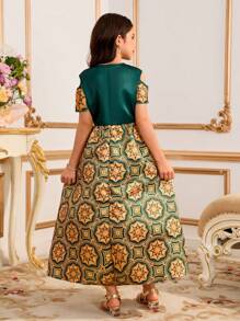 SHEIN 女童缎面印花连衣裙，绿金色，适合节日、斋月、派对聚会 - 綠色 - 查看 2