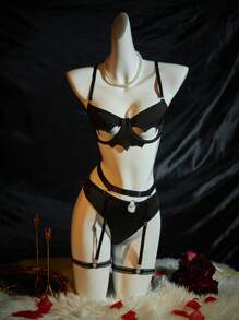 5pcs/Set Women's Heart Cutout Sexy Lingerie Set With Garter