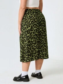 SHEIN EZwear Falda con estampado de leopardo y cintura elástica para mujer talla grande