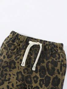 2-teiliges Set für Baby Mädchen: Lässiges vintage Leoprint Trägerhemd mit Schleifen-Dekor & einstellbare Ziehband Leopard Jeans-Hose - Verschiedenfarbig - Übersicht 4