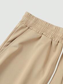 Manfinity Homme Men's Simple Casual Style Ins Letter Three-Dimensional Embroidered Round Neck Short Sleeve Loose T-Shirt And Drawstring Shorts Set. Men's T-Shirt Set With Color Block Design, White Top And Khaki Shorts. Loose And Comfortable, Suitable For Going Out And Vacation - Multicolor - View 5