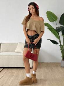 Muchica 女士纯色短袖宽松短款 V 领 T 恤