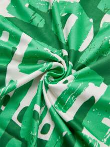 Manfinity Roghcode "Men's Young Street Style, INS Versatile Item: Oversized Green Big Eye Monster With Creative Slogan 'Humans Create Monsters'. Features Front And Back Oversized Letter Pattern Print Design On A Loose Fit Light Khaki Tank Top