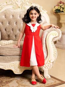 SHEIN Vestido informal suelto con cuello en V y parches de pliegues con decoración de lazo, que resalta la vitalidad juvenil, la inocencia adorable, el estilo personalizado y el entusiasmo dulce, perfecto para uso diario y fiestas, prenda esencial de primavera/verano y regalo de ropa para niñas jóvenes