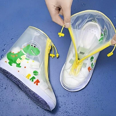 SHEIN 1 Cặp bao giày đi mưa họa tiết khủng long hoạt hình trong suốt chống thấm nước, chống trượt và chống thấm nước. Nhiều kích cỡ phù hợp cho các hoạt động ngoài trời mưa, trường học, văn phòng, gia đình, du lịch, quà tặng sinh nhật, quà tặng ngày lễ
