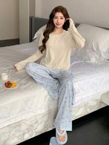 DAZY Knitted Top & Loose Ditsy Floral Pajama Pants 2 Pieces Sleep Set - Apricot - View 4