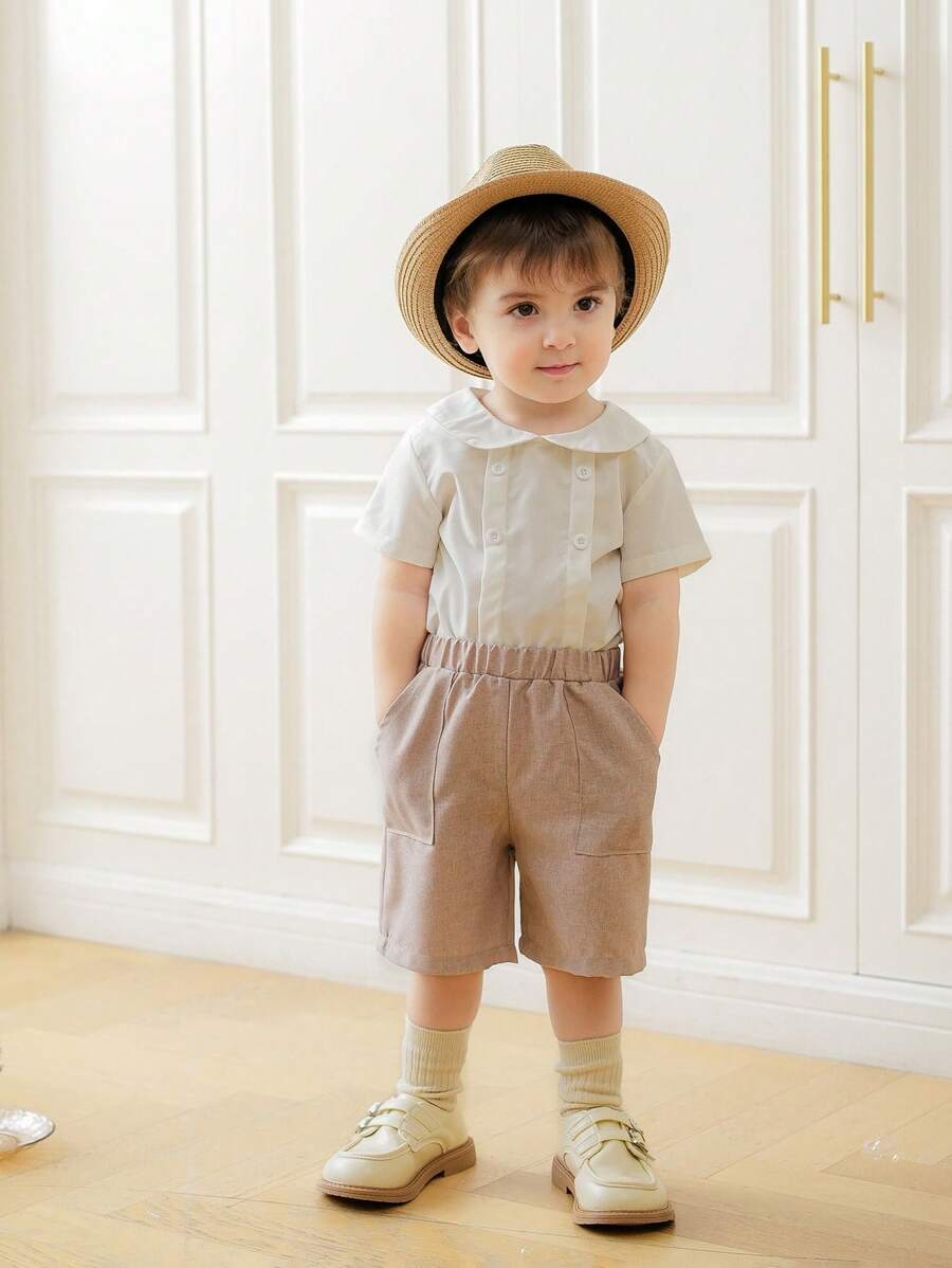 SHEIN 2 件套幼儿男童夏季服装套装,复古风彼得潘领短袖衬衫和极简主义短裤,时尚 - 彩色 - 查看 1