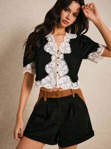 Poéselle 女士撞色蕾丝短款泡泡袖单排扣优雅衬衫，可爱夏季上衣，外出上衣，尽显女性优雅气质 - 黑色 - 查看 5